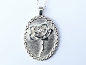 Bleeding Rose Oval Pendant in Polished Silver