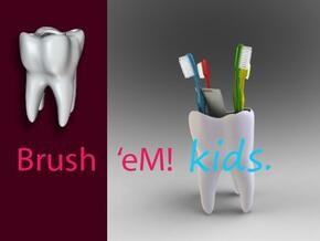 Brush'eM! - Kids in White Processed Versatile Plastic
