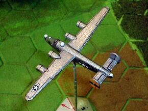 1/400 B24 Liberator x 4 in White Natural Versatile Plastic