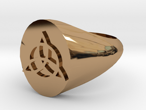 Triquetra Ring size Y/12 in Polished Brass