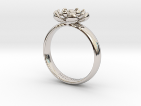 Flower Ring in Platinum