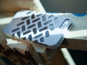 iPhone SE/5/5s DIY Case - Ventilon in White Processed Versatile Plastic