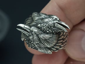 Two Ravens Ring in Antique Silver: 11.5 / 65.25