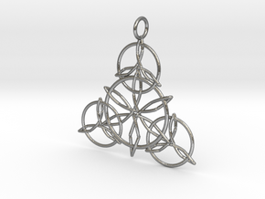 Celtic Knots Pendant in Natural Silver