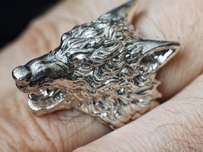 Wolf Ring in Polished Silver: 7 / 54