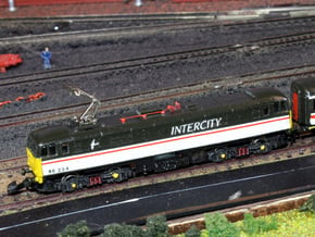Class 86 - Z - 1:220 in Smooth Fine Detail Plastic