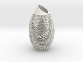 Maze Vase in White Natural Versatile Plastic