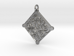 Triss Pendant in Natural Silver
