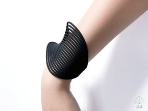 VEIN Cuff Bracelet in Black Natural Versatile Plastic: Small