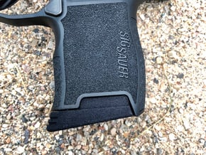 Small Extended Base Pad for SIG P365 in Black PA12