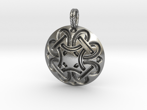 Terslev curved medallion with rope bail in Natural Silver