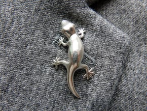 Lizard Lapel Pin in Natural Silver