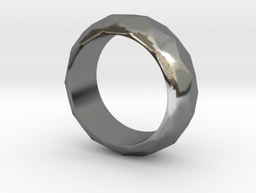 Faceted Men's Band in Polished Silver: 5.5 / 50.25