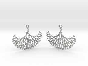 GT Earrings in Natural Silver