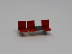 1:150 21x 3 Waiting Room Seats in Smooth Fine Detail Plastic