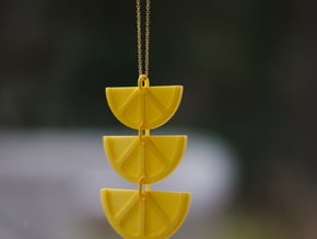 Centrepiece Lemon Necklace in Yellow Processed Versatile Plastic