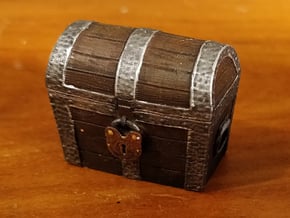 Treasure Chest in Smooth Fine Detail Plastic