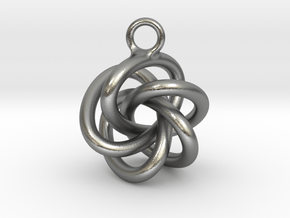 5-Knot Earring 20mm wide in Natural Silver