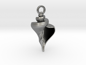 Shell Pendant in Natural Silver
