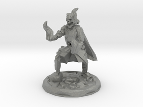 Skull Mage With Fire Hands Low Poly Version in Gray PA12