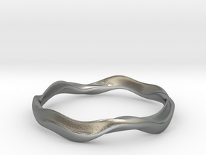 Ima Wave Bangle - Bracelet in Natural Silver: Extra Small