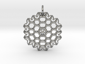 Hexapendant in Natural Silver