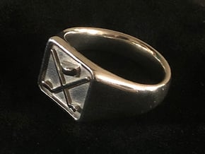 Hockey Ring in Fine Detail Polished Silver: 11.75 / 65.875