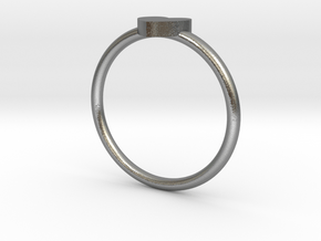 Mini HEART Ring Size 7 V DESIGN LAB in Natural Silver
