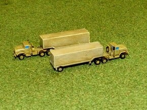 US M932 Semi Truck with M373 Trailer 1/220 in Tan Fine Detail Plastic