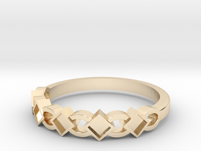 Square and Oval Band in 14K Yellow Gold