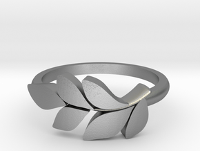 Leafy Ring  in Natural Silver
