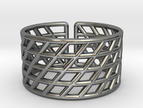 Mesh Grid Ring: Size 6-7 in Polished Silver
