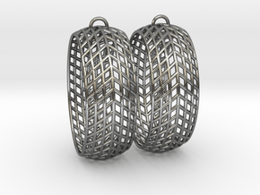 Mesh Grid Oval Hoop Earrings in Polished Silver