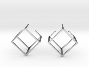 Cube earring in Polished Silver