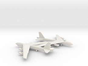 Boeing B-52 Stratofortress in White Natural Versatile Plastic: 1:700