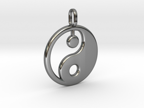 Yin yang pendant in Fine Detail Polished Silver: Medium