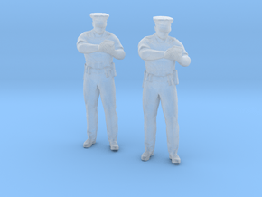 Preiser 63100 Police Green Uniform Standing 2 Figures 1:3 2 New Boxed 