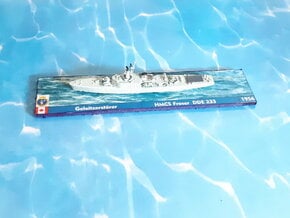 HMCS DDE 233 Fraser 1957 1/1250 in Tan Fine Detail Plastic