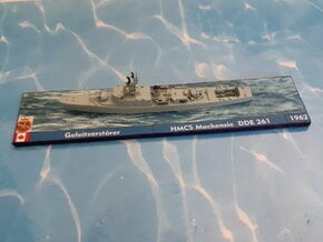 HMCS DDE 261 Mackenzie 1962 1/1250 in Tan Fine Detail Plastic