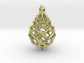 Celtic Weave Pendant in 18k Gold Plated Brass