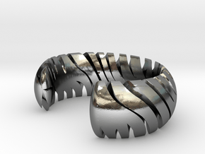 TIGER CUFF MEDIUM in Polished Silver