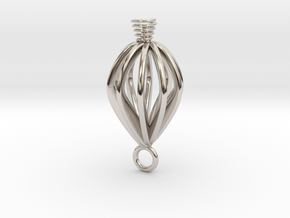 Twisted earring  in Rhodium Plated Brass