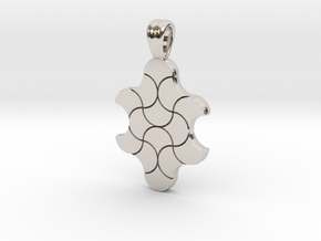 More leaves tiling [pendant] in Platinum