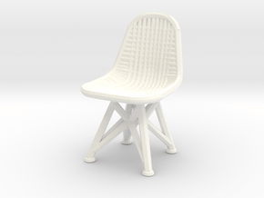 Wire Chair DKR-07-Big in White Processed Versatile Plastic