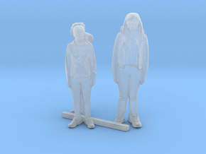 HO Scale Standing Women 6 in Smooth Fine Detail Plastic