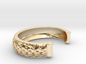 Double Diamond stitch cuff medium in 14k Gold Plated Brass