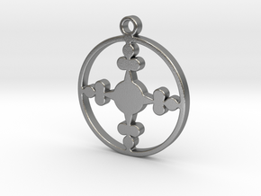 Queen of Clubs - Pendant in Natural Silver