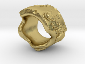 irregular earth ring with relief in Natural Brass