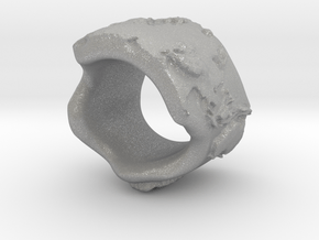 irregular earth ring with relief in Aluminum