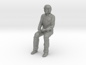 Pilot 01 seated pose .1:35 Scale in Gray PA12